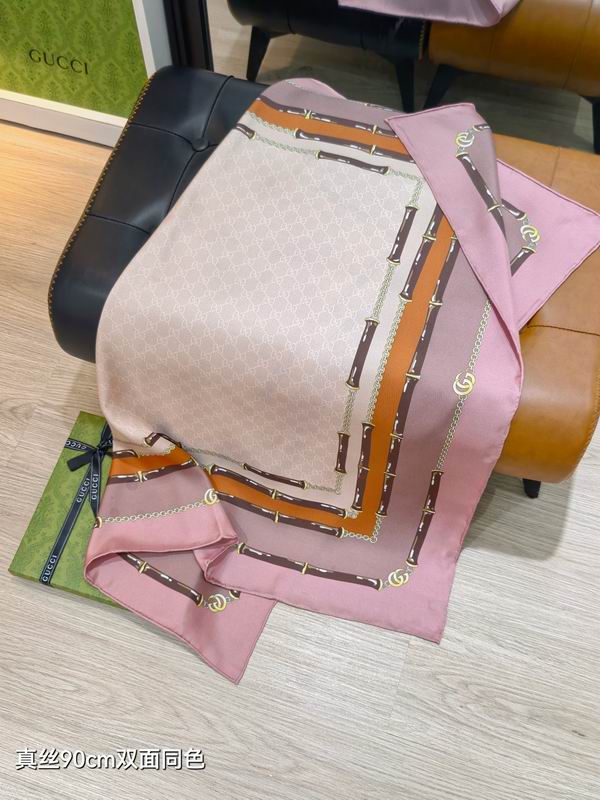 Gucci Silk Scarf 90X90cm E34 (7)