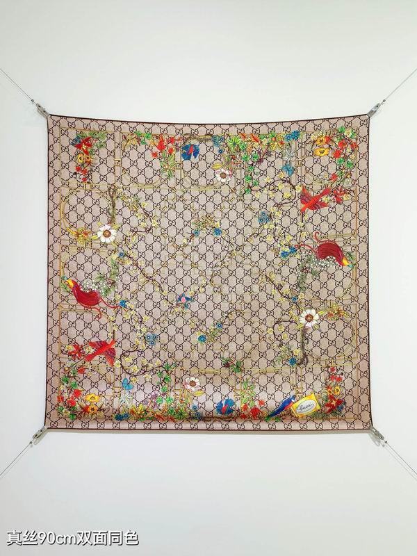 Gucci Silk Scarf 90X90cm E40 (37)