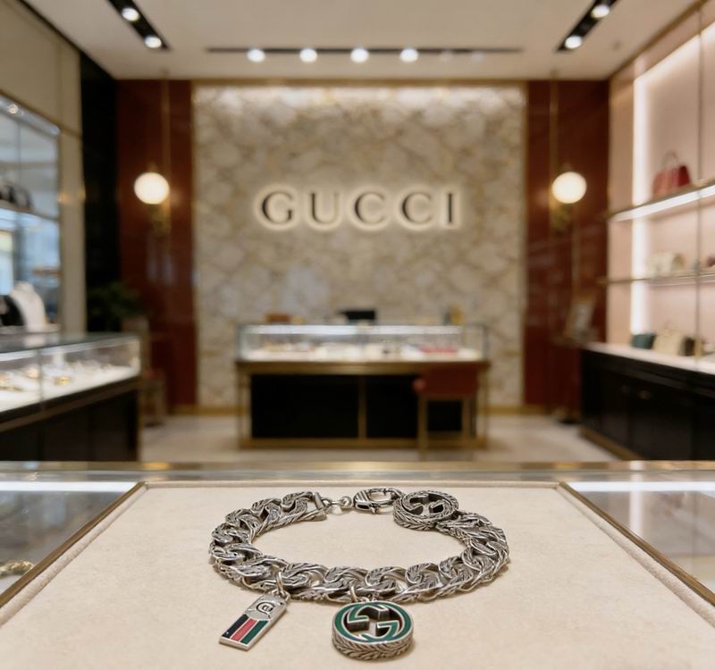 Gucci Suits  02yxs01 (2)