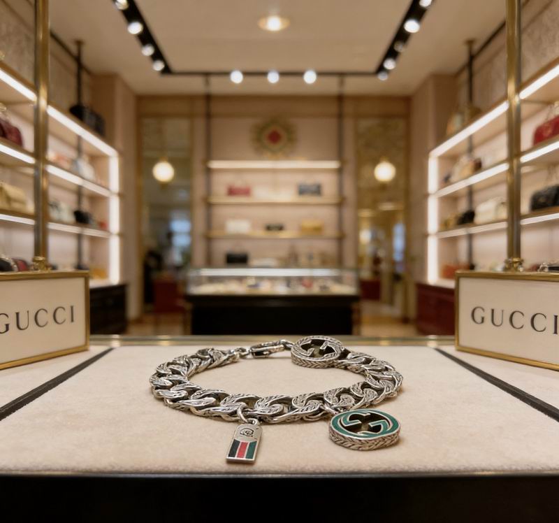 Gucci Suits  02yxs01 (4)