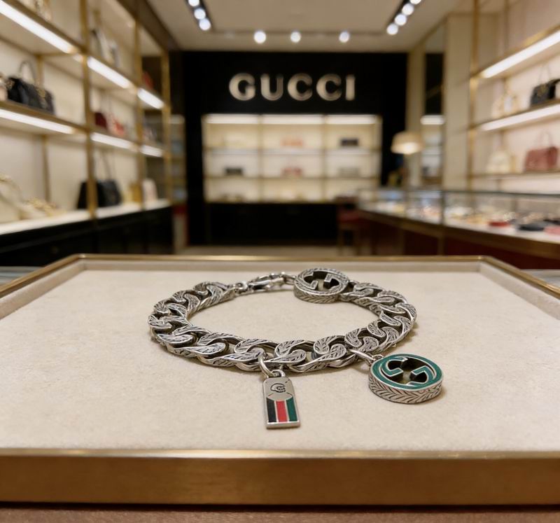 Gucci Suits  02yxs01 (8)