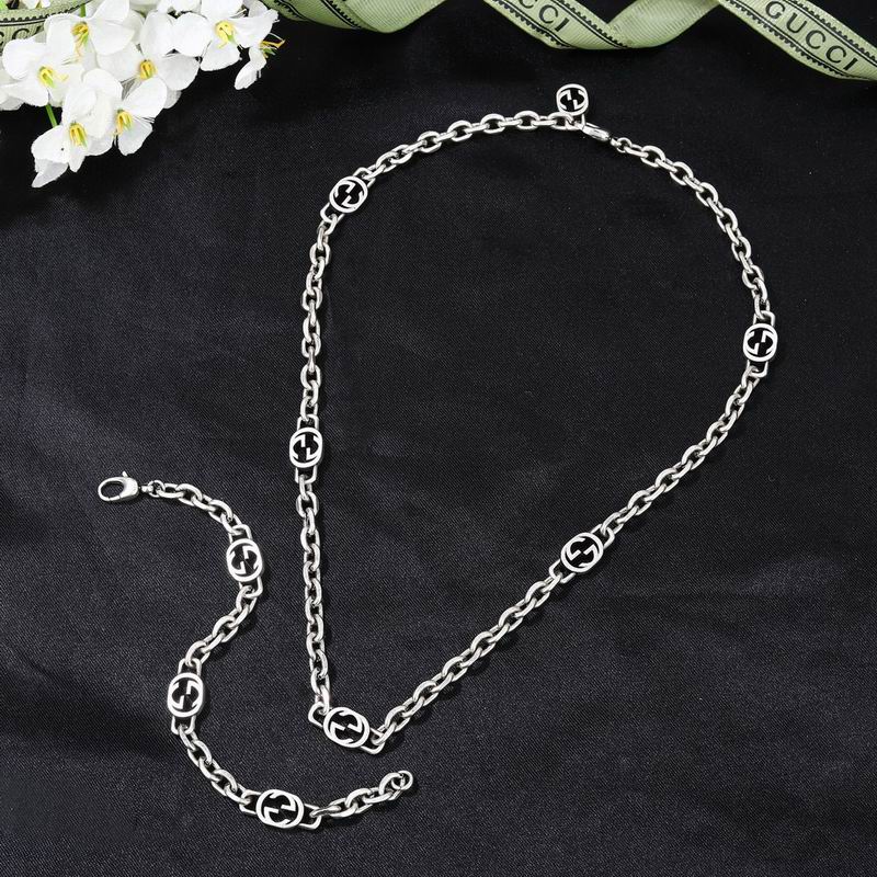 Gucci Suits 03yxs07 (7)