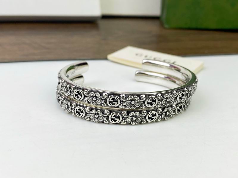 Gucci Suits 03yxs10 (12)