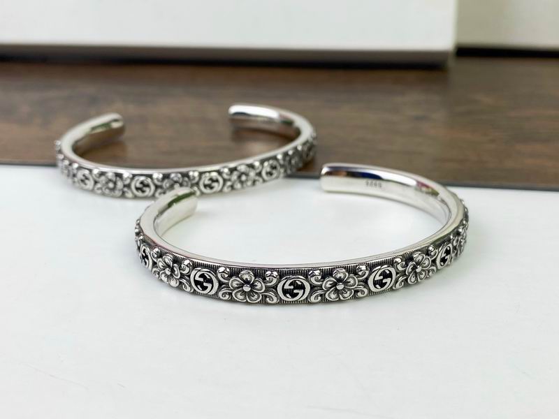 Gucci Suits 03yxs10 (16)