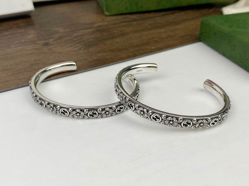 Gucci Suits 03yxs10 (17)