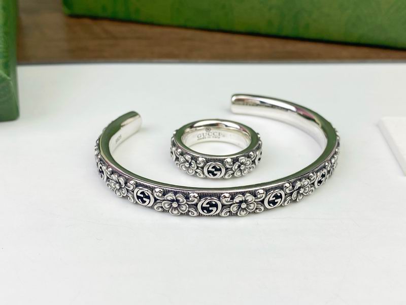 Gucci Suits 03yxs10 (9)