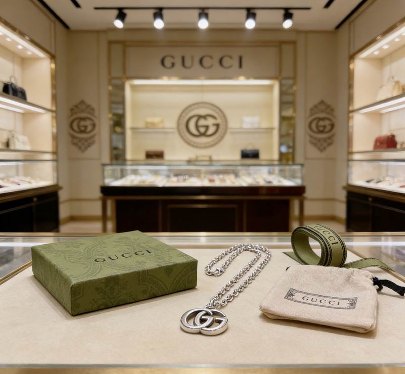 Gucci Suits 03yxs12  (2)