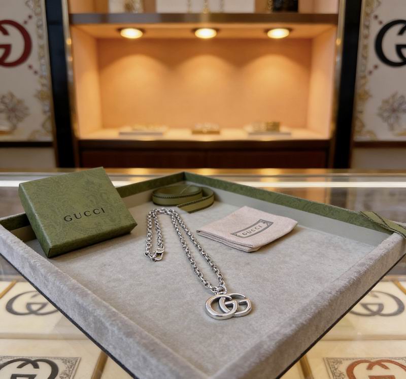 Gucci Suits 03yxs12  (7)