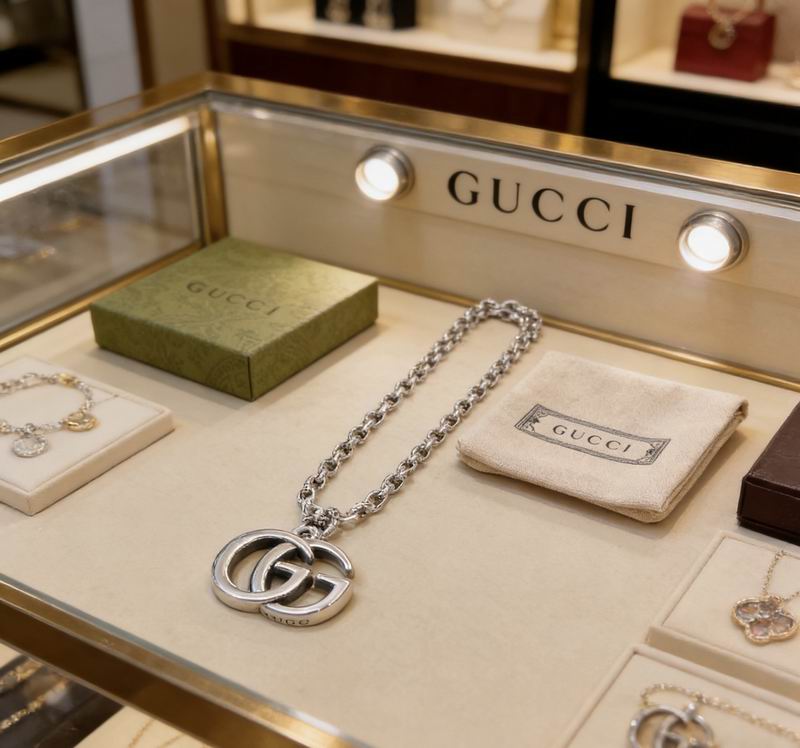 Gucci Suits 03yxs12  (8)