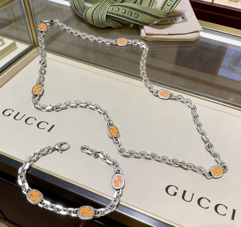 Gucci Suits 04yxs18 (11)