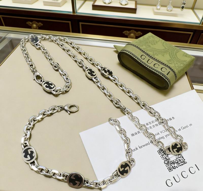 Gucci Suits 04yxs18 (4)