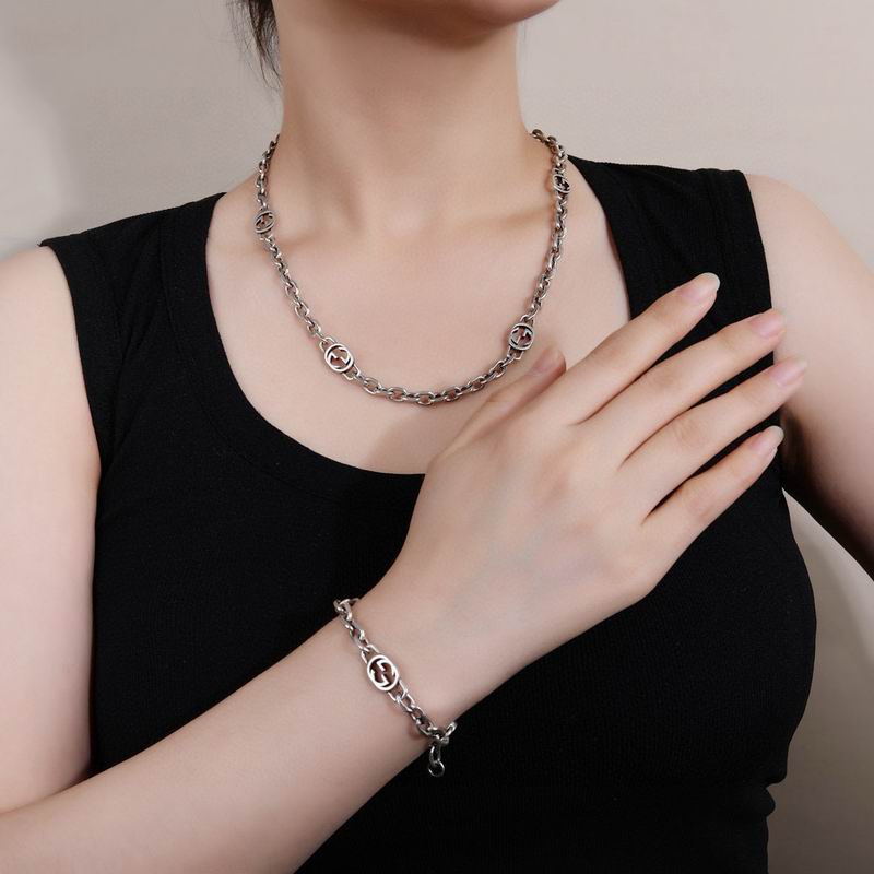 Gucci Suits 04yxs19 (2)