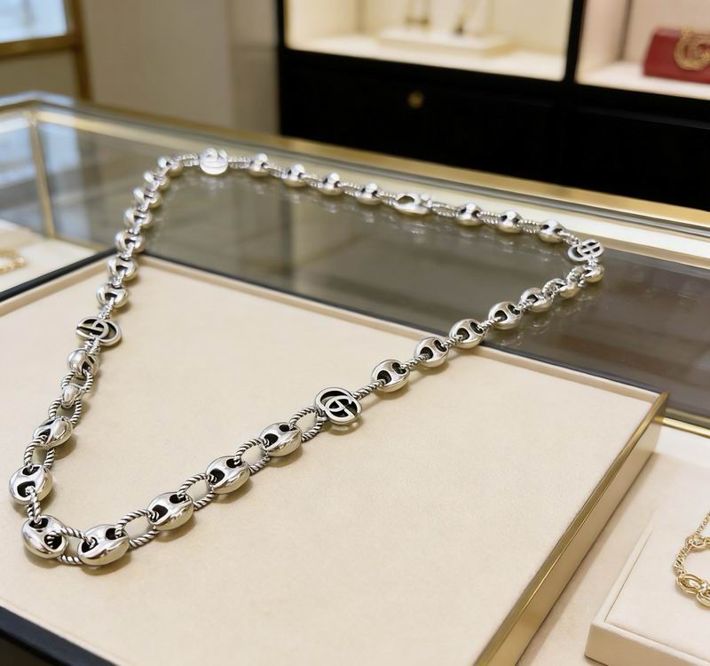 Gucci Suits 04yxs20 (4)