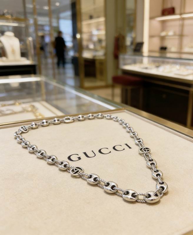 Gucci Suits 04yxs20 (7)