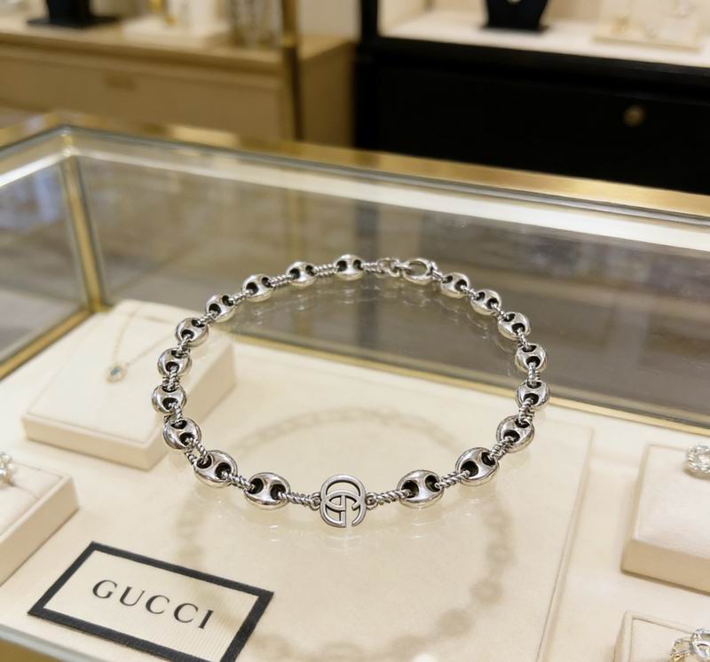 Gucci Suits 04yxs20 (8)