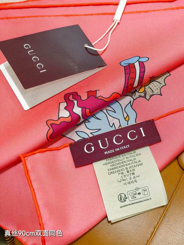 Gucci silk scarf 90X90cm E52 (4)