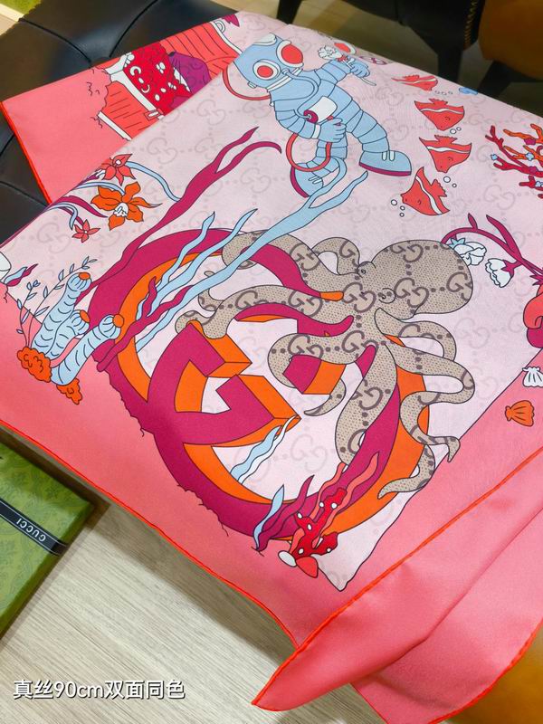 Gucci silk scarf 90X90cm E52 (5)