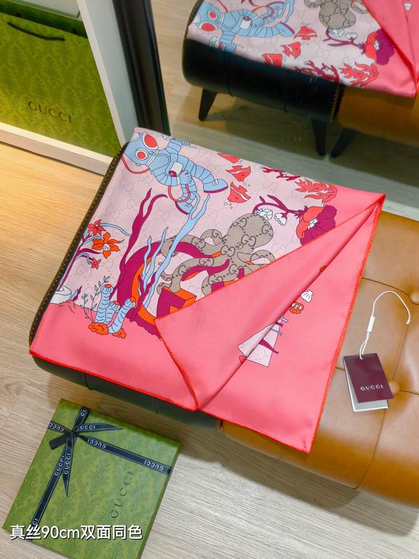 Gucci silk scarf 90X90cm E52 (7)