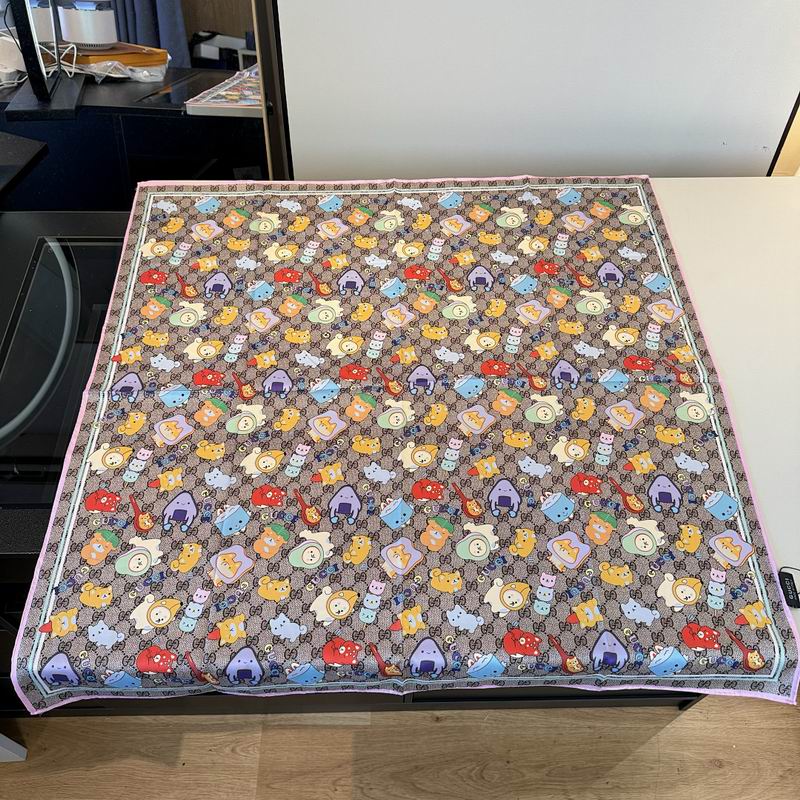 Gucci silk scarf hm (122)