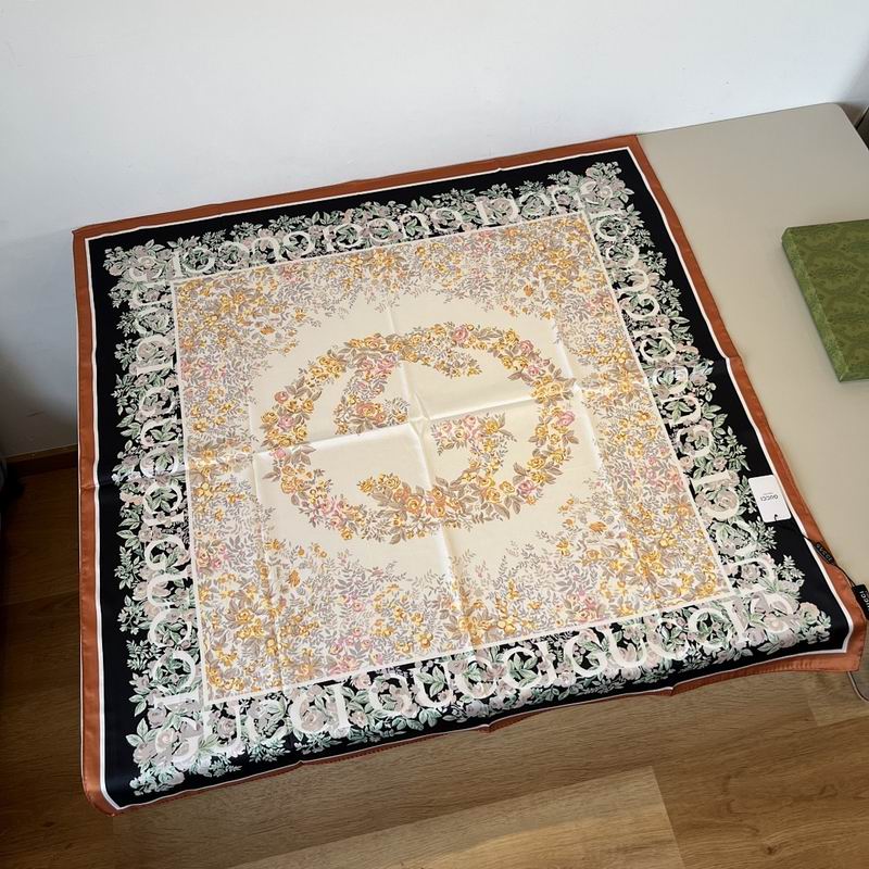Gucci silk scarf hm (14)