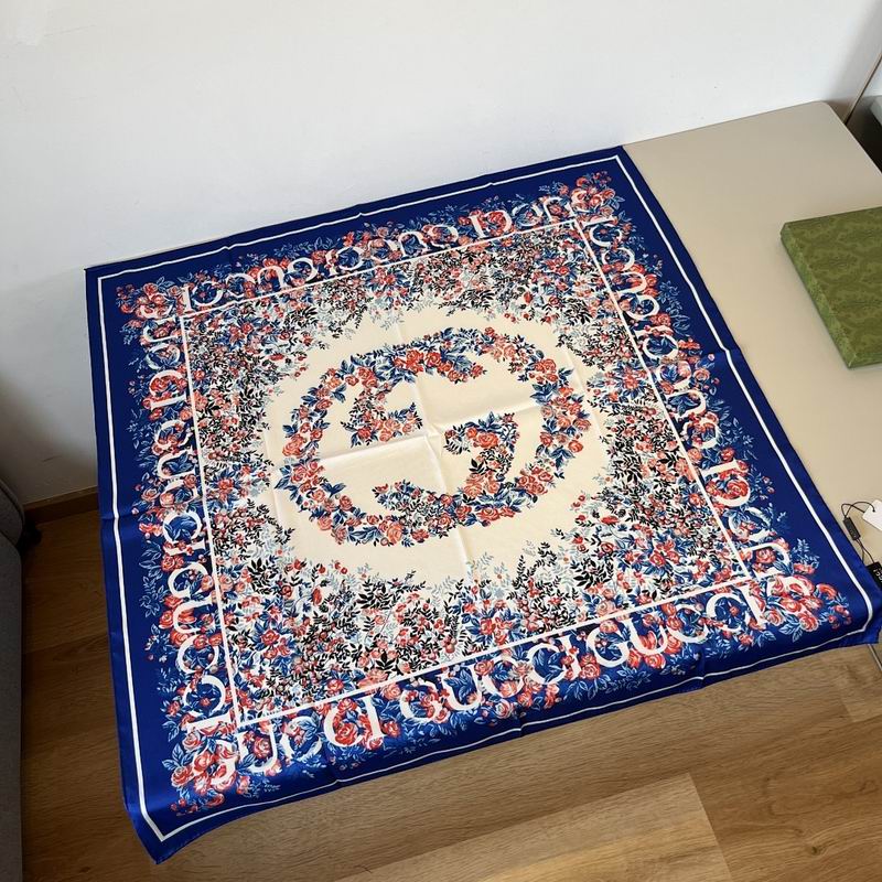 Gucci silk scarf hm (17)