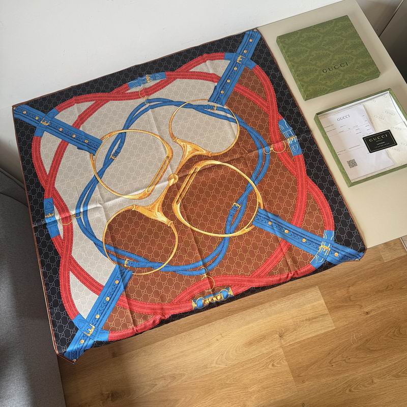 Gucci silk scarf hm (27)