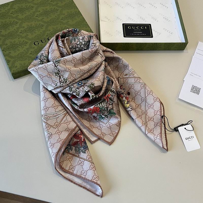 Gucci silk scarf hm (35)
