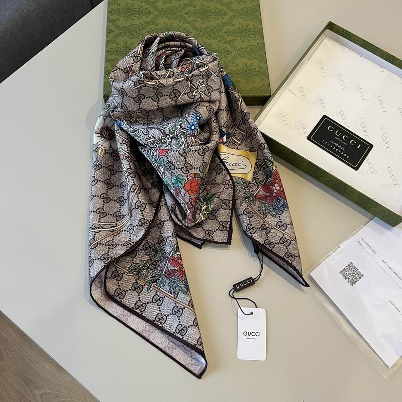 Gucci silk scarf hm (39)