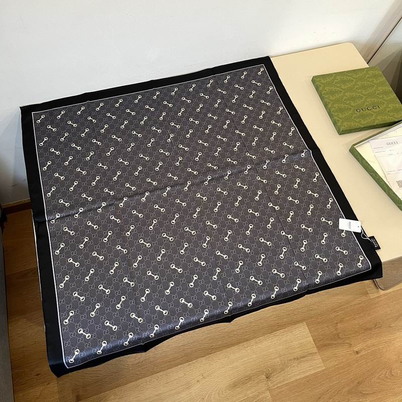 Gucci silk scarf hm (44)