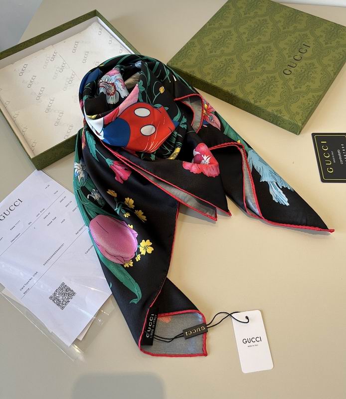 Gucci silk scarf hm (85)