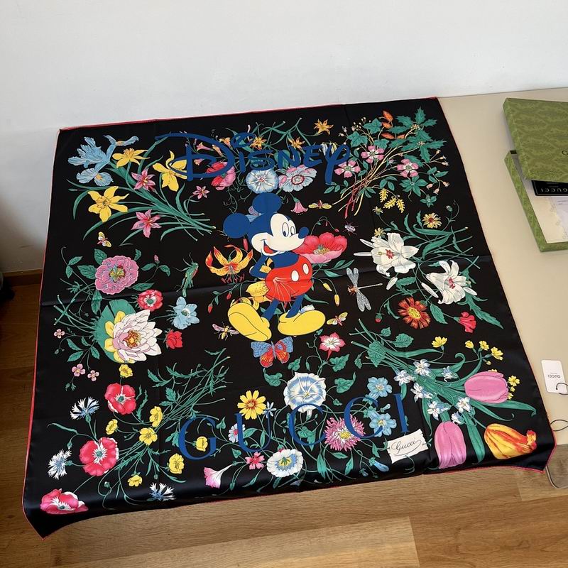 Gucci silk scarf hm (86)