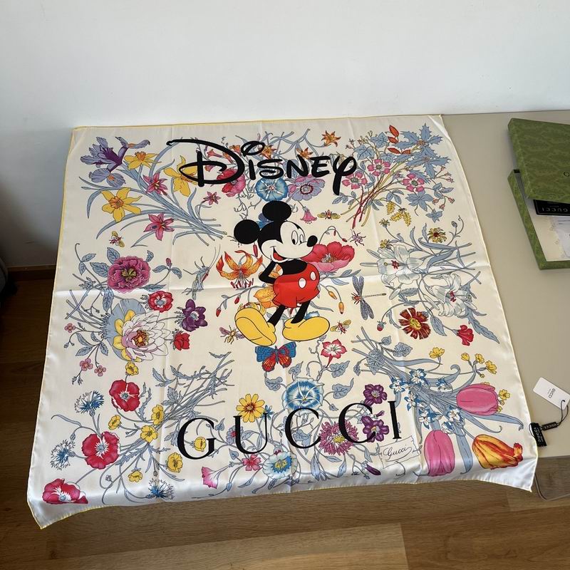 Gucci silk scarf hm (89)