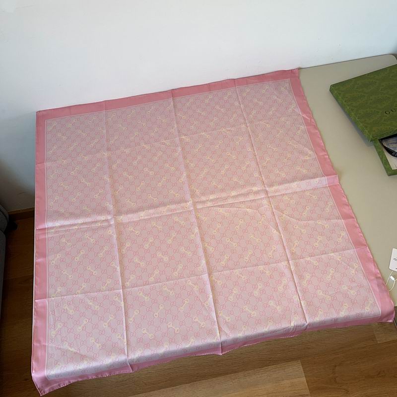 Gucci silk scarf hm (96)