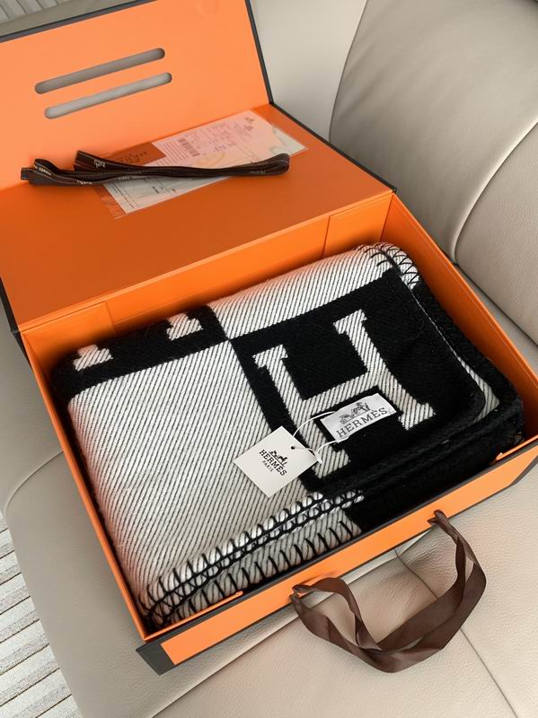 Hermes 100X140cm (45)