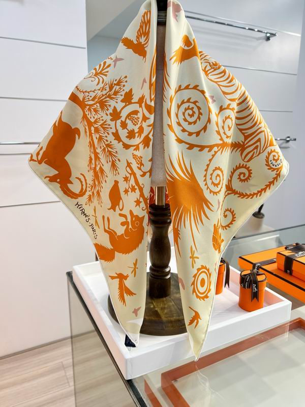 Hermes Silk Scarf 90X90cm E02 (6)