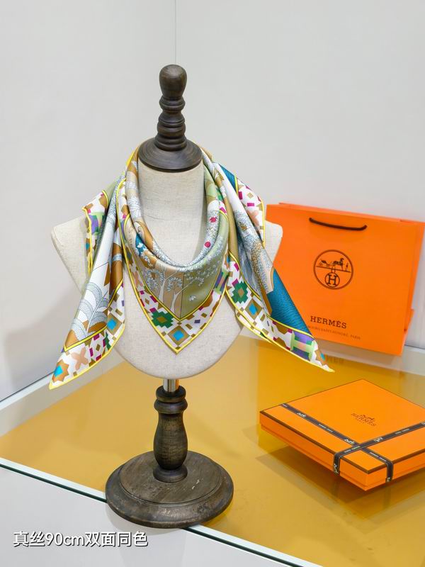 Hermes Silk Scarf 90X90cm E07 (37)