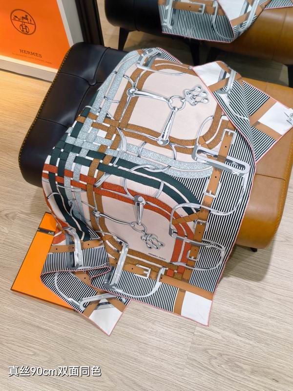 Hermes Silk Scarf 90X90cm E17 (5)