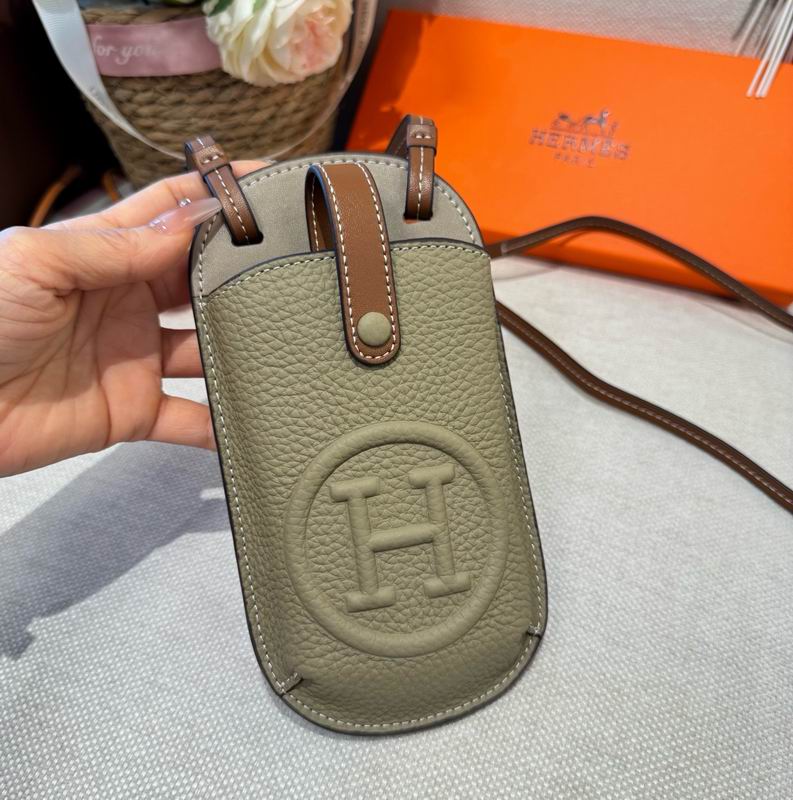 Hermes phone bag 21x10cm 45 (17)