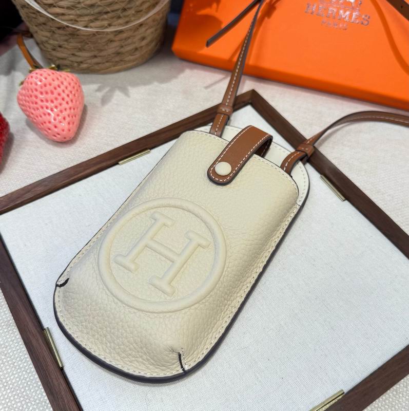 Hermes phone bag 21x10cm 45 (2)