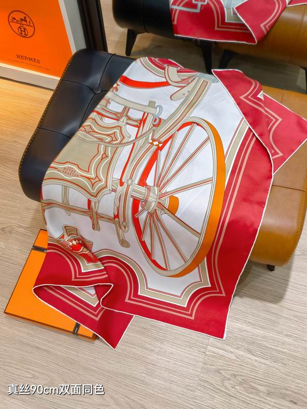 Hermes silk scarf 90X90cm E43 (32)