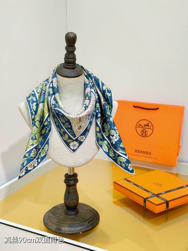 Hermes silk scarf 90X90cm E44 (22)