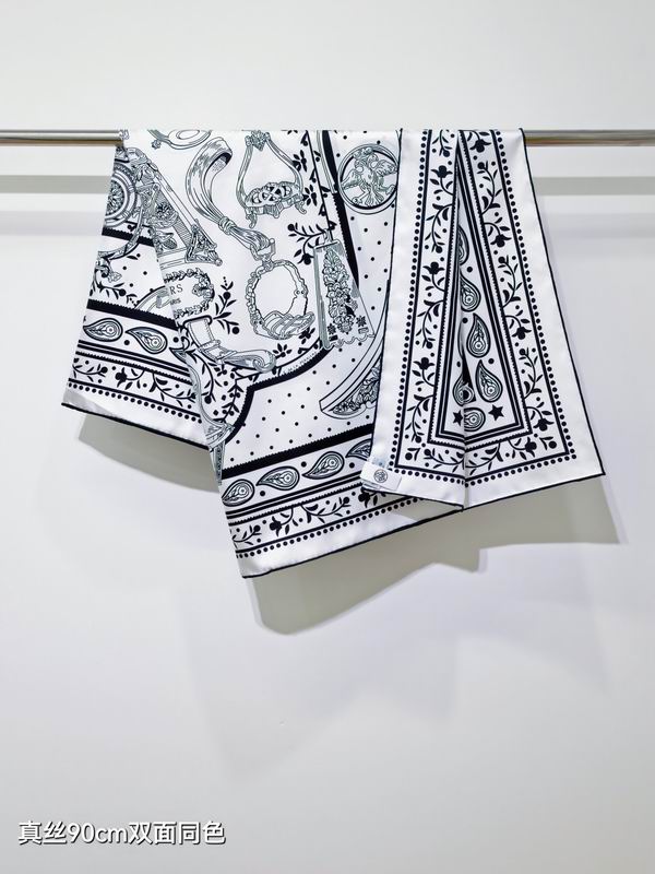 Hermes silk scarf 90X90cm E57 (17)