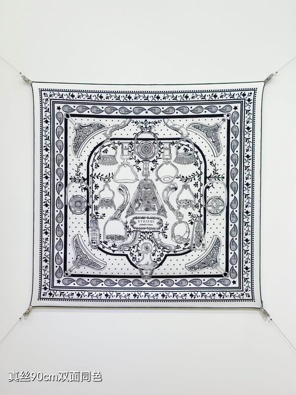 Hermes silk scarf 90X90cm E57 (22)