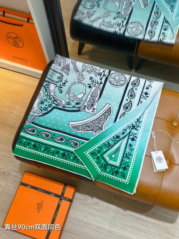 Hermes silk scarf 90X90cm E57 (5)