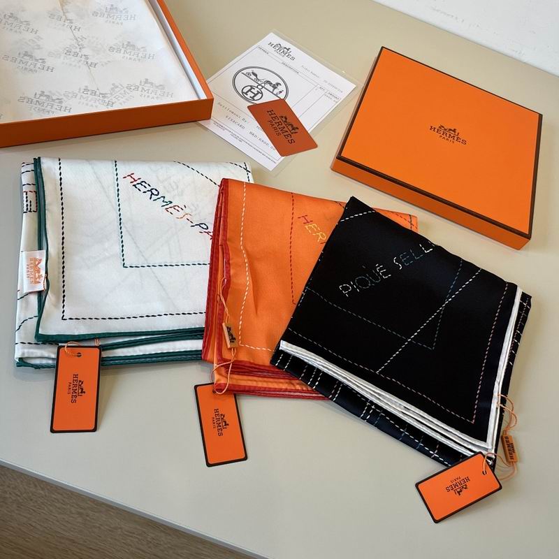 Hermes silk scarf hm (1)