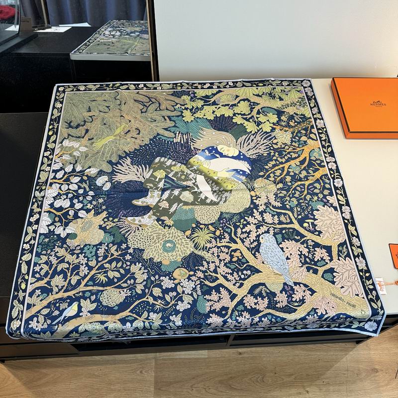 Hermes silk scarf hm (350)