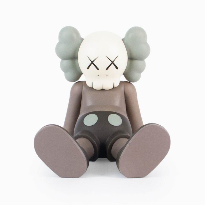 Kaws 13x17x13cm m   (11)