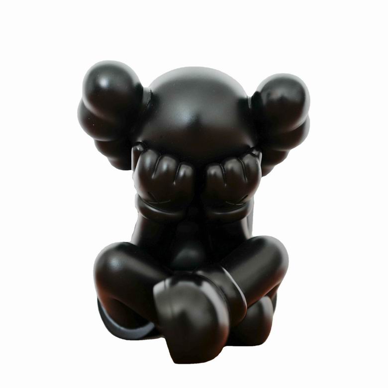 Kaws 13x20x20cm 700g m    (8)