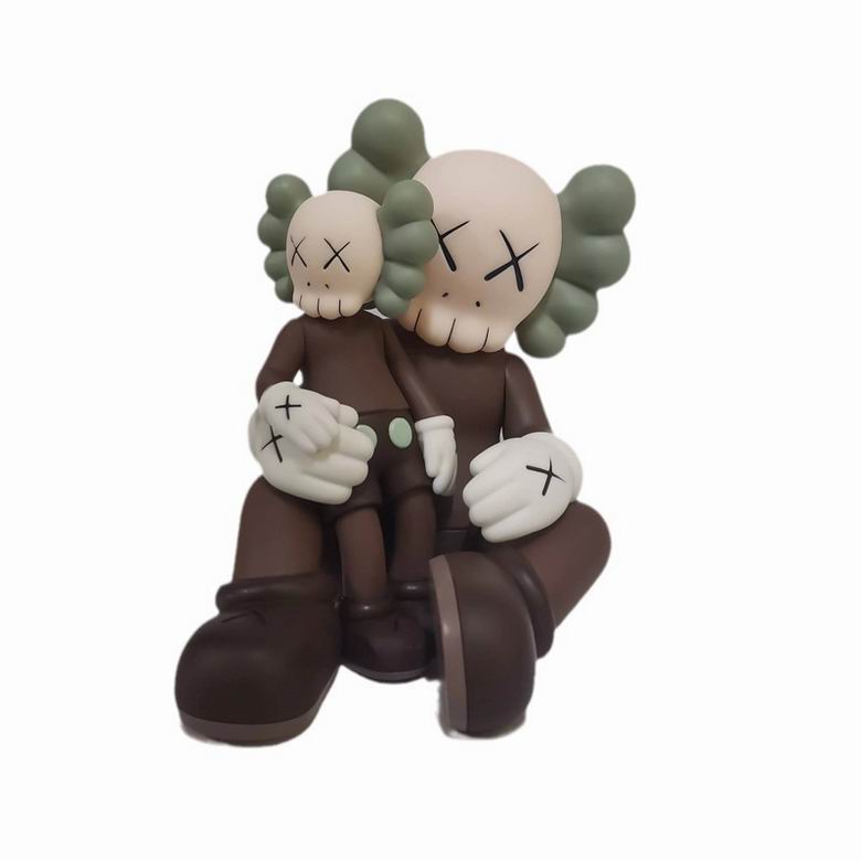 Kaws 16x18x22cm  (8)