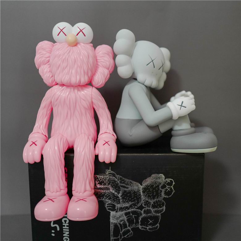 Kaws 25cm m  (8)